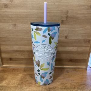 Starbucks Winter 2023 Stainless Steel Tumbler White With Flowers 24oz Floral